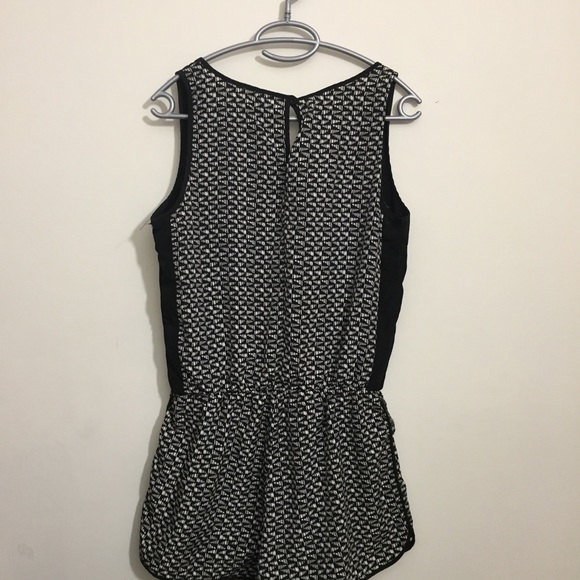 Paper Crane: Black & White Patterned Romper - Picture 4 of 4